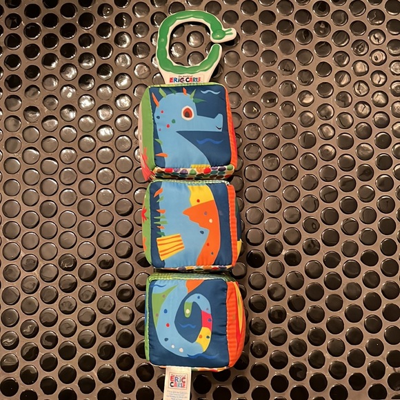 World of Eric Carle Twist & Click Animal Blocks - Picture 5 of 9